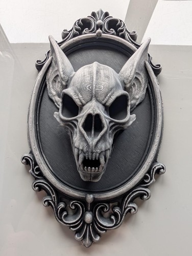 Silver black vampire bat - black,