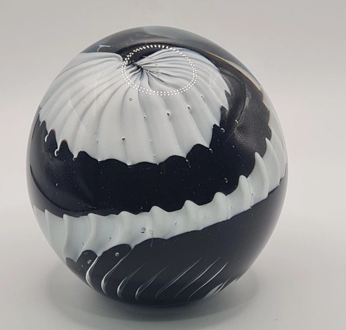Large black white swirl art - large, &
