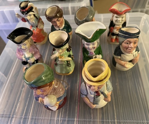 Toby jugs miniature character - toby,