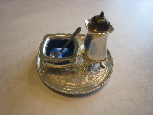 Vintage silver plate - , mustard
