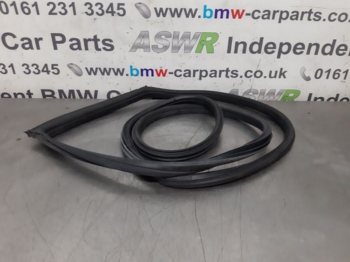 Bmw front door seal - door, e81