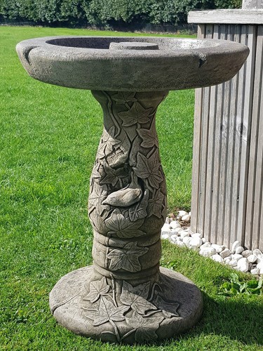 Stone concrete ivy nest - stone,