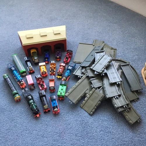 Vintage ertl thomas the tank - ertl,