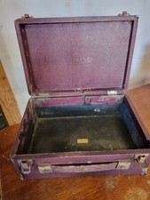 1950s VIDOR Radio Empty Case