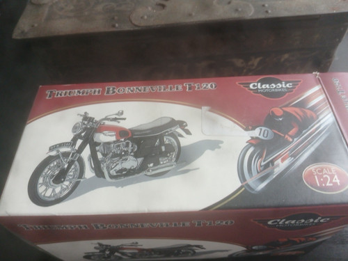 Triumph bonneville t120 - triumph,
