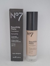 Boots No7 Beautifully Matte