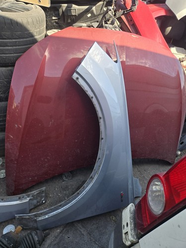 Audi nearside front wing - 4m,
