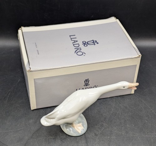 Lladro little duck 04551 - duck',