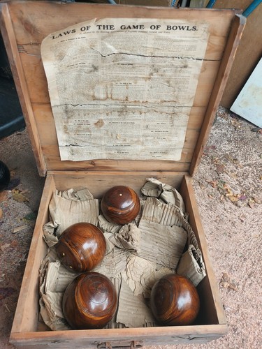 Lignum vitae bowls vintage - x,