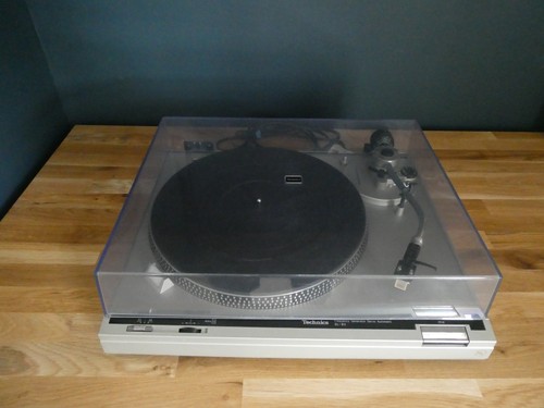 Technics turntable - technics, sl-b2