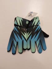 Kipsta Goalkeeper Gloves Size