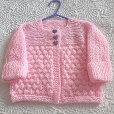 ** HAND KNITTED PINK