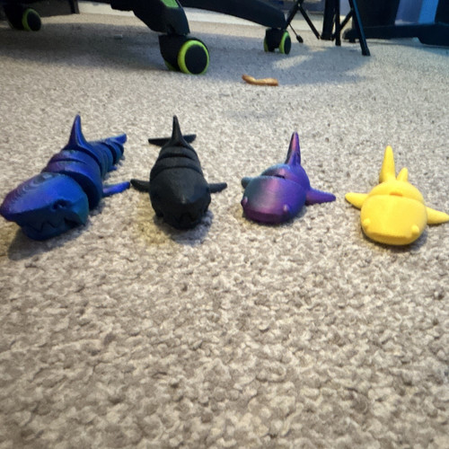 Lot plastic toy fish - of,