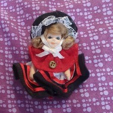 Miniature Welsh Bisque Porcelein Doll 7cm