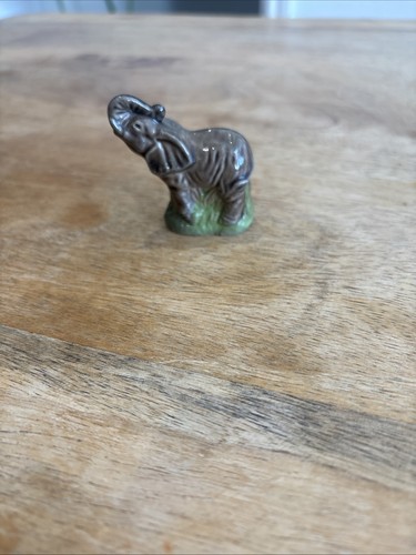 Wade vintage elephant whimsies - vintage,