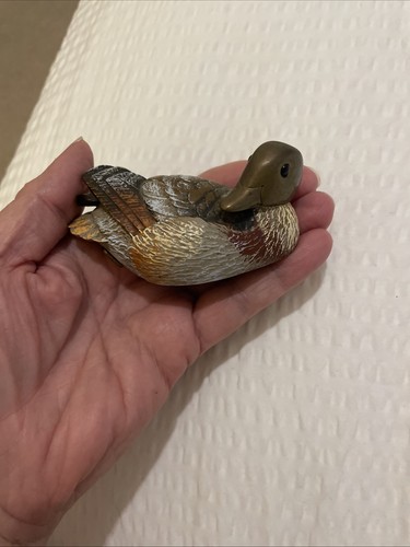 Vintage duck sculpture - duck,