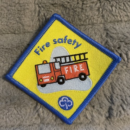 Girlguiding brownie fire - girlguiding,