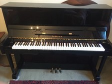 Yamaha YM5S Upright Piano