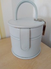 Dulwich Designs Small Round