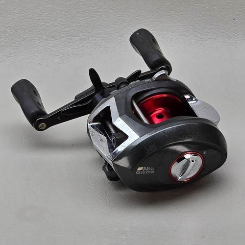 Abu garcia baitcast reel black - abu,