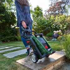 Bosch Universal Aquatak 135