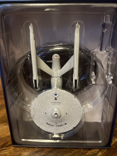 Star trek starship collection - trek,
