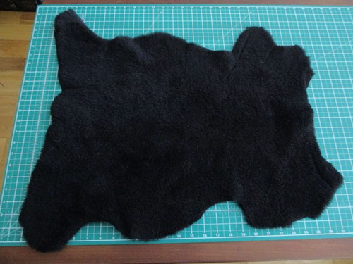 Jet black curly sheepskin - jet, part