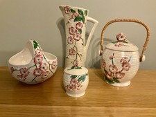 FOUR PIECES OF MALING LUSTRE