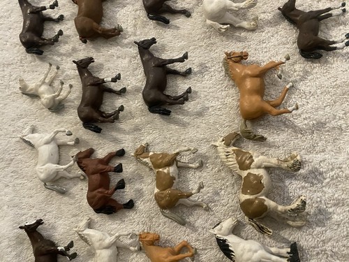 Britains painted plastic - 1:32,