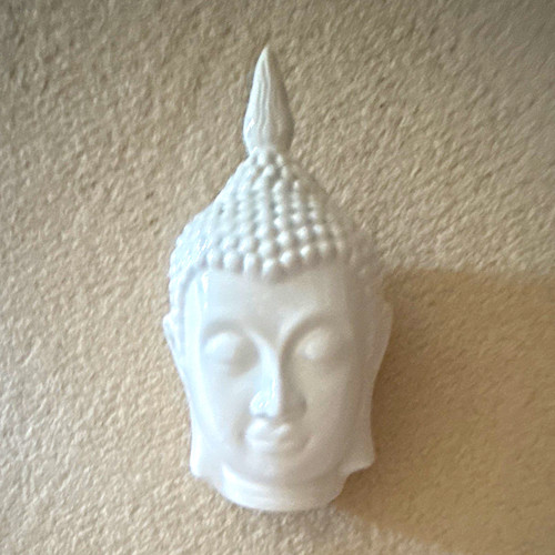 White buddha head wall - white,
