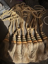LARGE   LUXURY TASSELS /