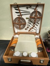 Brexton Vintage Picnic  Hamper