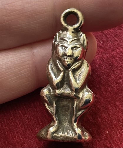 Vintage lucky solid brass - solid,