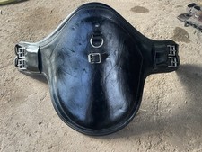 Fairfax short stud girth Black