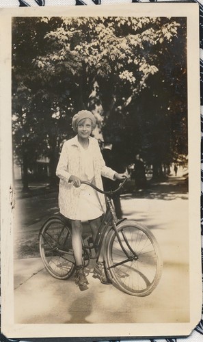 Snapshot vintage photo little - photo,