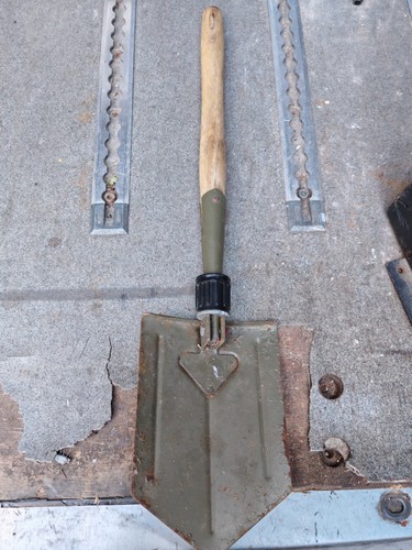 World war entrenching - war,