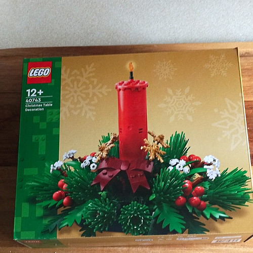 Lego 40743 christmas table - lego,