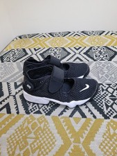 VGC Boys Girls Nike Air Rift