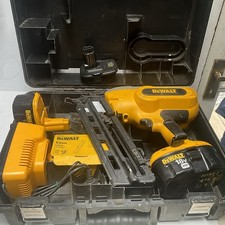 DeWalt 18V Second Fix Nail Gun
