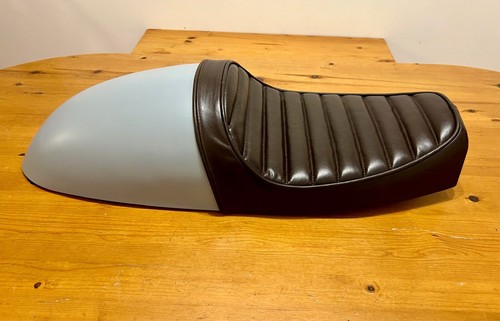 Cafe racer seat cowl vonzeti - cafe,