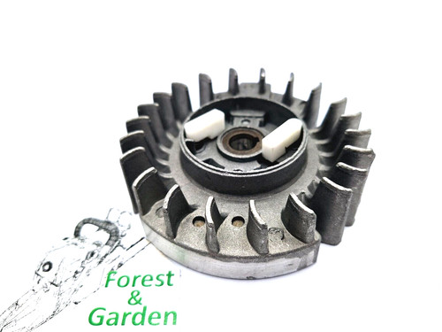 Flywheel with woodruff - key, for