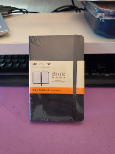 Moleskine classic notebook - moleskine,
