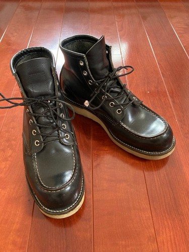 Red wing men d - red,
