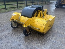 Eastern attachments road brush