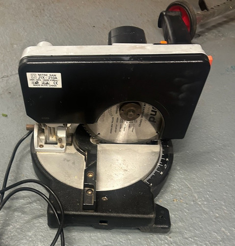 J1x 240v 1050w 4700 - j1x,
