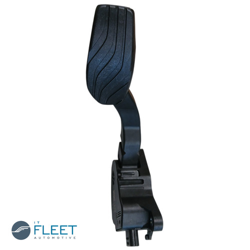 Nissan qashqai accelerator - nissan,