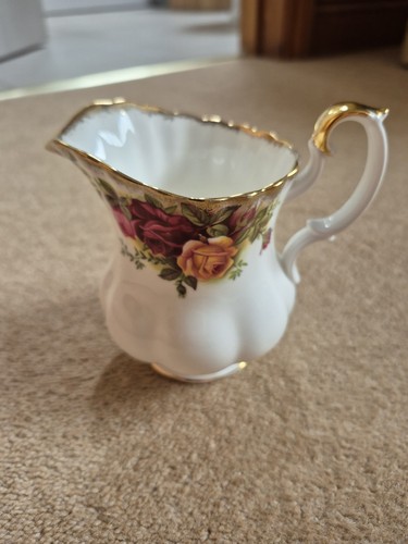 Old country roses creamer - old,
