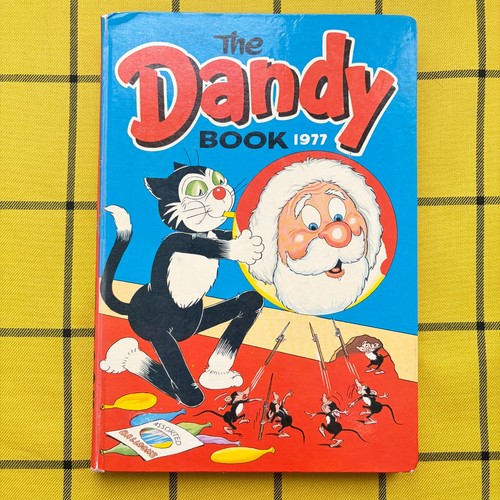 Vintage the dandy book - vintage,