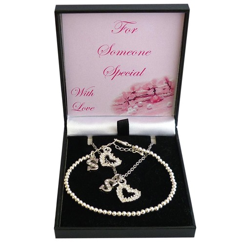 Heart letter jewellery set - &,