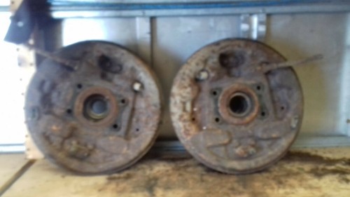 Ford sierra rear hubs - , ideal